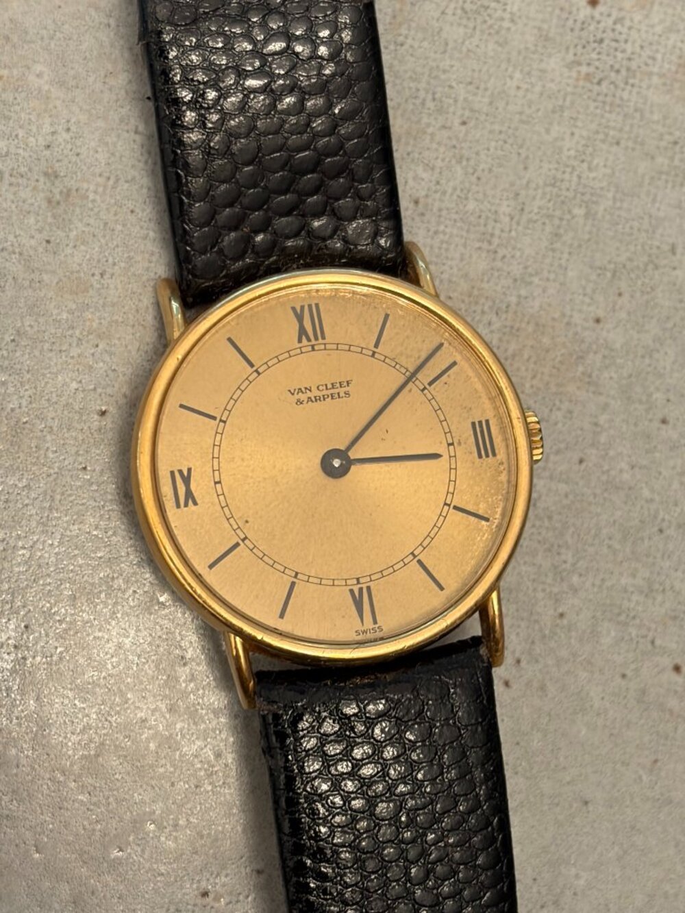 Van Cleef & Arpels 18k gold Men's Dress Watch